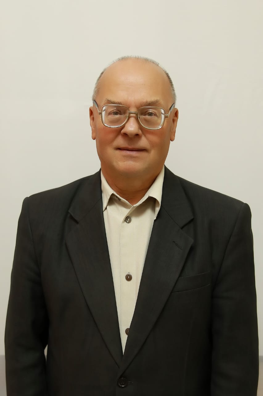 Кузнецов Владимир Владимирович.